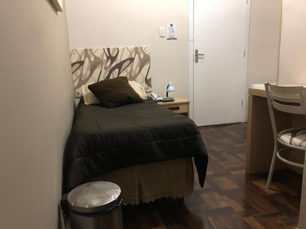 Hotel Brasilia Куритиба Екстериор снимка