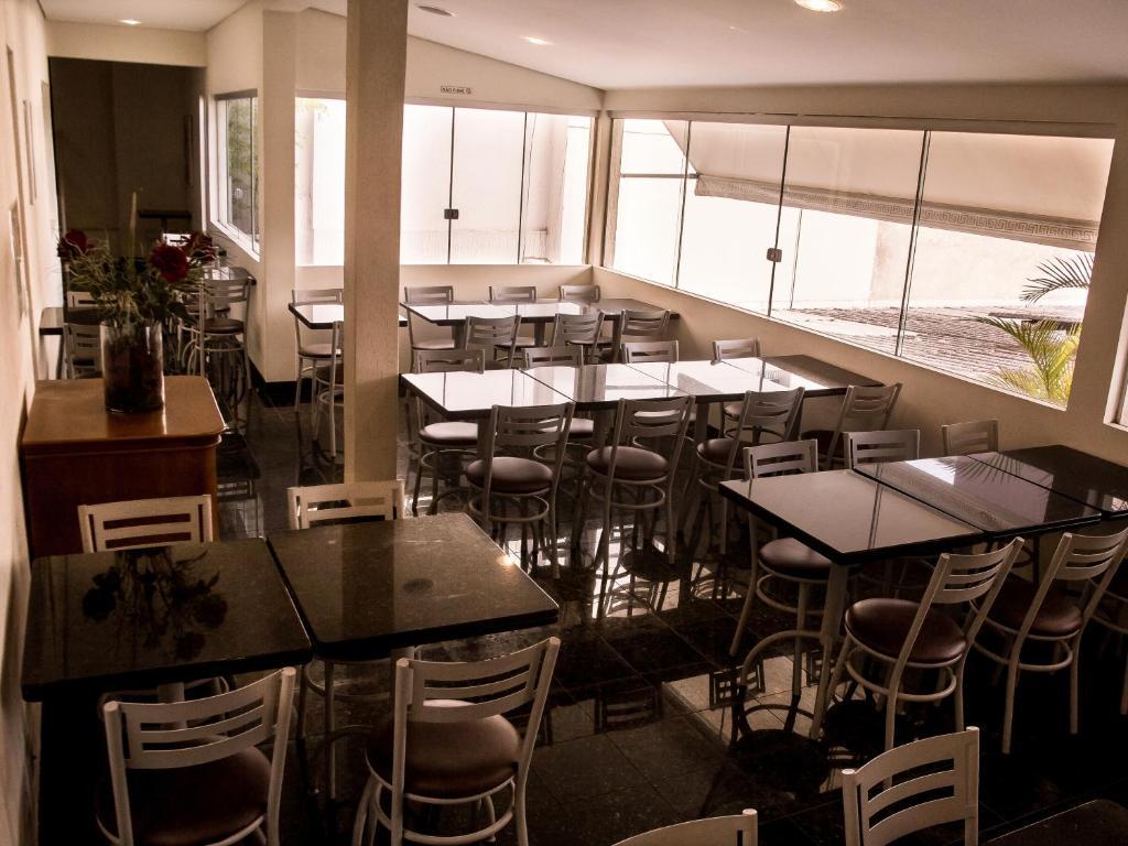 Hotel Brasilia Куритиба Екстериор снимка