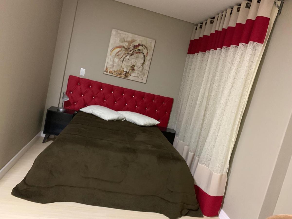 Hotel Brasilia Куритиба Екстериор снимка