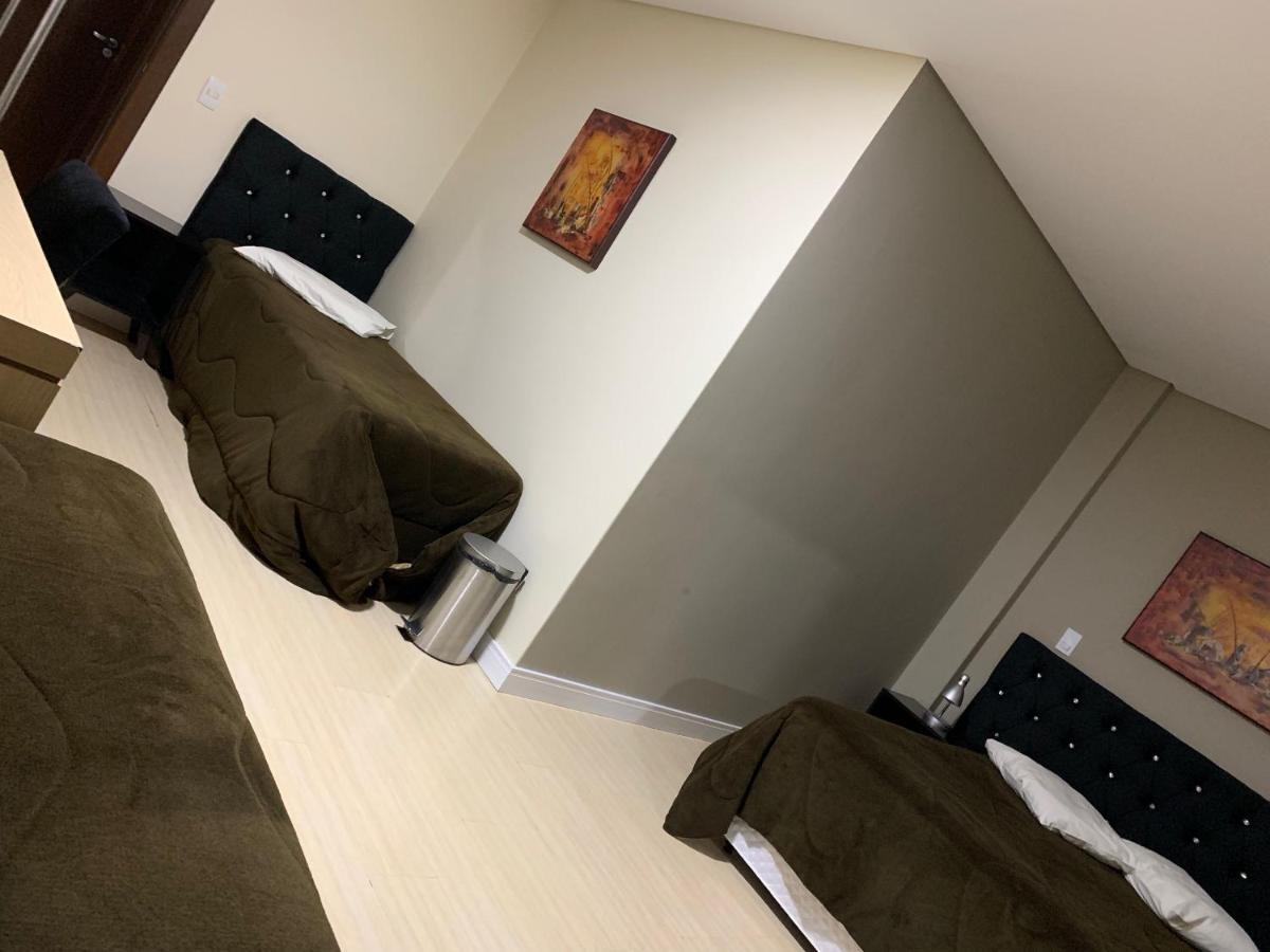 Hotel Brasilia Куритиба Екстериор снимка